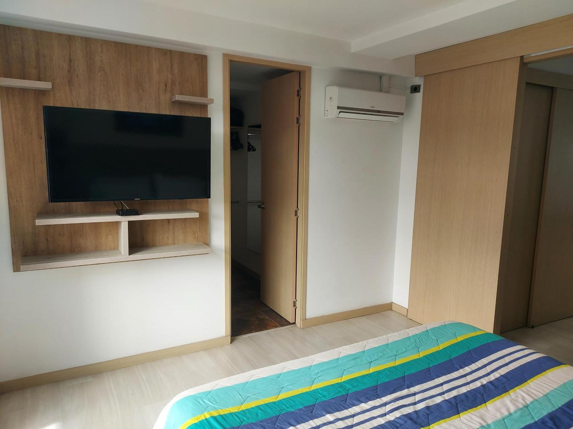 All Inclusive Suites Medellin Luaran gambar